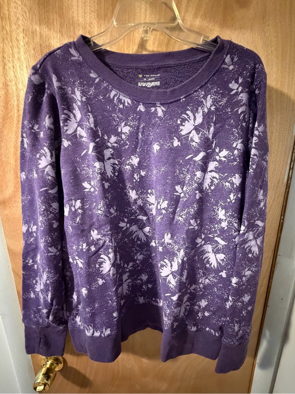 tek gear Purple Floral Crew Sweater